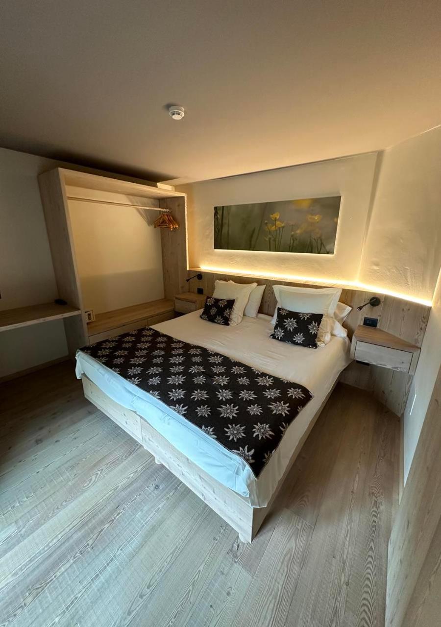 La Madonnina Del Gran Paradiso Wellness Hotel Cogne Dış mekan fotoğraf