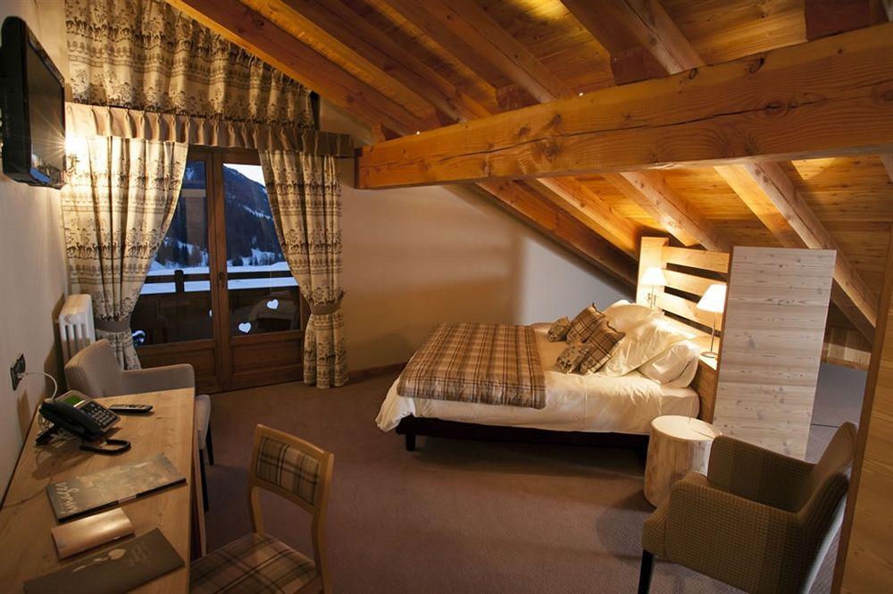 La Madonnina Del Gran Paradiso Wellness Hotel Cogne Dış mekan fotoğraf